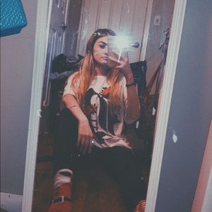 Meet your Posher, Hailey